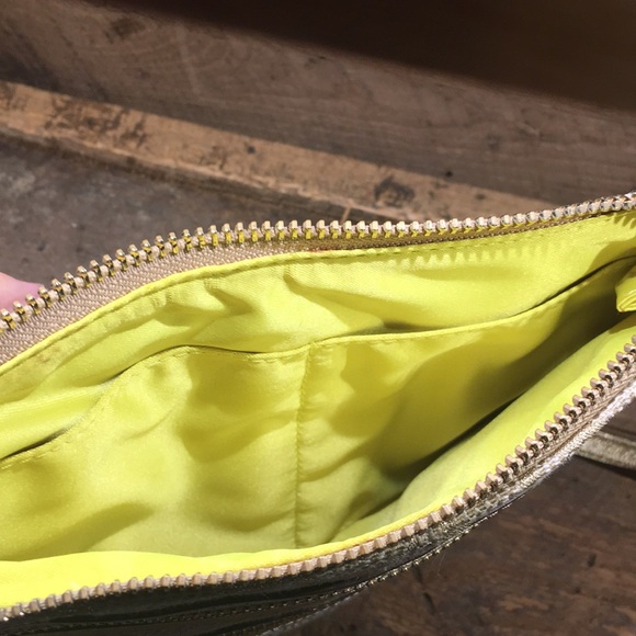 COACH purse - Picture 3 of 5